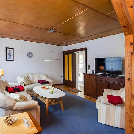 Holiday Flat Klockenhagen, Klockenhagen アパート