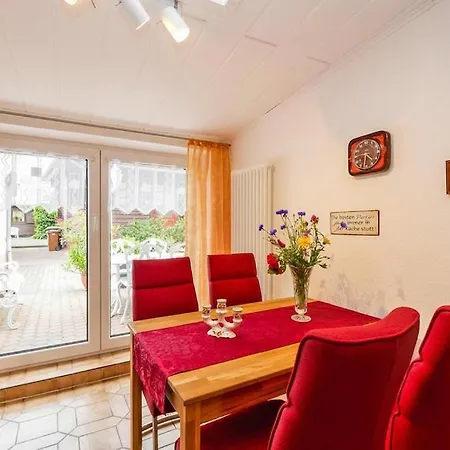 Holiday Flat Klockenhagen, Klockenhagen アパート Klockenhagen